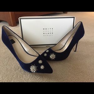 Woman’s shoes